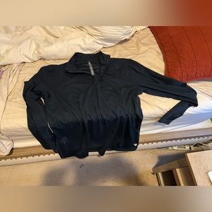 Vouri pullover 1/4 zip new without tags. Too small for me never wore it.